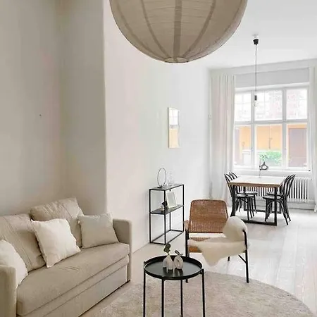 Apartment 79m2 Uniikki Asunto Keskustassa *